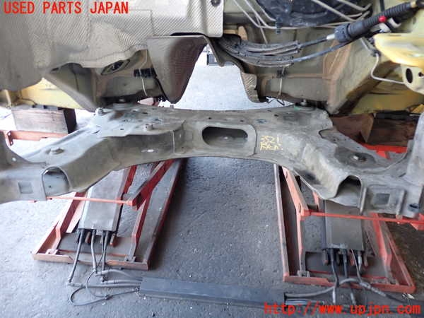 2UPJ-35215285]ルノー・メガーヌ R.S.(ルノー・スポール)(DZF4R)フロントメンバー 中古_m0002.jpg