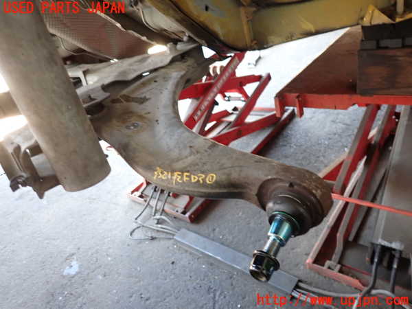 2UPJ-35215186]ルノー・メガーヌ R.S.(ルノー・スポール)(DZF4R)左フロントロアアーム1 中古_m0001.jpg