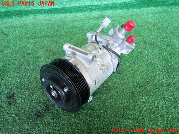 2UPJ-35216025]ルノー・メガーヌ R.S.(ルノー・スポール)(DZF4R)エアコンコンプレッサー 中古_m0001.jpg