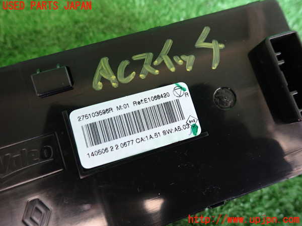 2UPJ-35216066]ルノー・メガーヌ R.S.(ルノー・スポール)(DZF4R)エアコンスイッチ1 中古_m0004.jpg