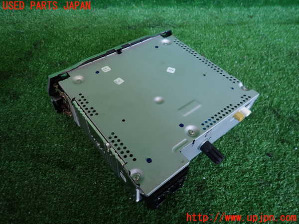 2UPJ-35216480]ルノー・メガーヌ R.S.(ルノー・スポール)(DZF4R)CDプレーヤー 中古_m0002.jpg