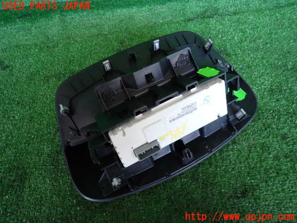 2UPJ-35216239]ルノー・メガーヌ R.S.(ルノー・スポール)(DZF4R)メーター・その他 中古_m0002.jpg