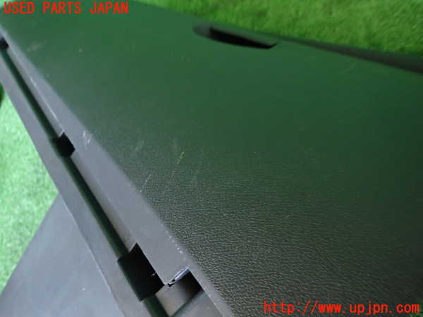 2UPJ-35217516]ルノー・メガーヌ R.S.(ルノー・スポール)(DZF4R)グローブボックス1 中古_m0005.jpg