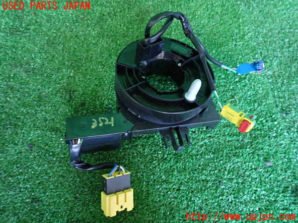 2UPJ-35216800]ルノー・メガーヌ R.S.(ルノー・スポール)(DZF4R)スパイラルケーブル(リール) 中古_m0001.jpg