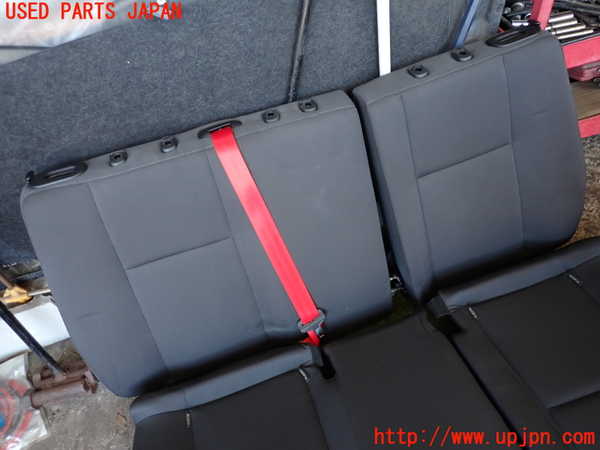 2UPJ-35217385]ルノー・メガーヌ R.S.(ルノー・スポール)(DZF4R)リアシート 中古_m0002.jpg