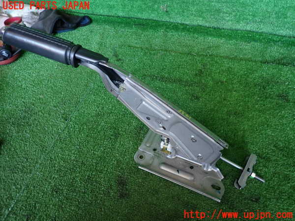 2UPJ-35217550]ルノー・メガーヌ R.S.(ルノー・スポール)(DZF4R)サイドブレーキレバー 中古_m0001.jpg