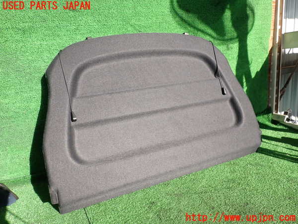 2UPJ-35217761]ルノー・メガーヌ R.S.(ルノー・スポール)(DZF4R)トノカバー1 中古_m0001.jpg