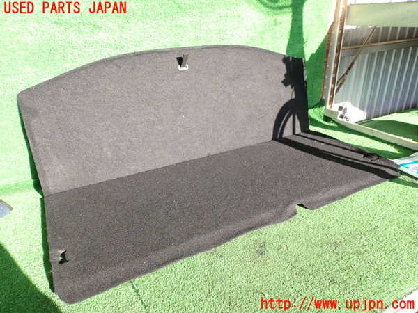 2UPJ-35217771]ルノー・メガーヌ R.S.(ルノー・スポール)(DZF4R)ラゲッジトレイ1 中古_m0001.jpg