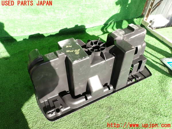 2UPJ-35217772]ルノー・メガーヌ R.S.(ルノー・スポール)(DZF4R)ラゲッジトレイ2 中古_m0002.jpg