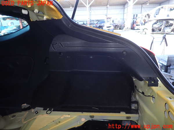 2UPJ-35217675]ルノー・メガーヌ R.S.(ルノー・スポール)(DZF4R)右リアピラートリム 中古_m0004.jpg