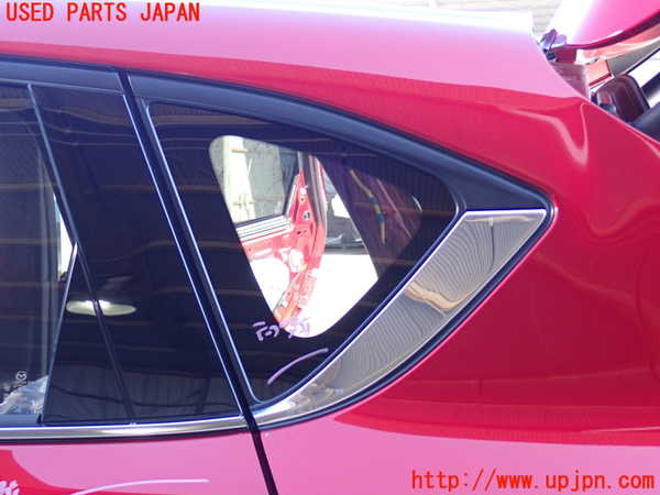 5UPJ-35221382]CX-5(KF2P)左クォーターガラス 中古(43R-005844 M31Q8)_m0001.jpg
