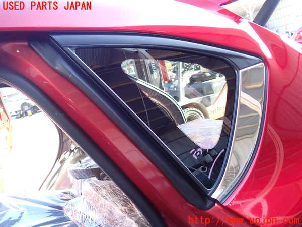 5UPJ-35221382]CX-5(KF2P)左クォーターガラス 中古(43R-005844 M31Q8)_m0002.jpg