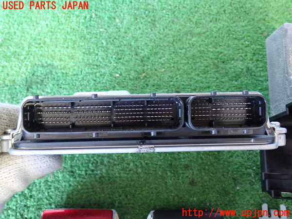 2UPJ-35226110]CX-5(KF2P)エンジンコンピューター 中古_m0003.jpg