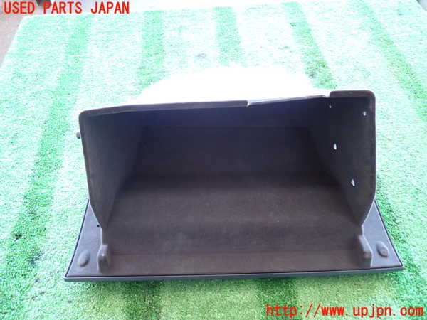 2UPJ-35227516]CX-5(KF2P)グローブボックス1 中古_m0002.jpg