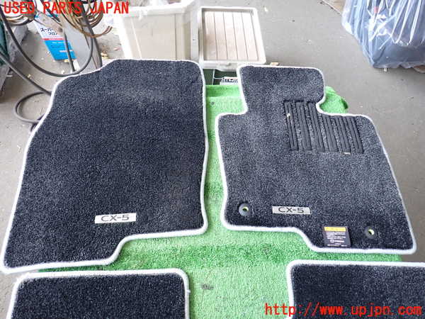 2UPJ-35227800]CX-5(KF2P)フロアマット 中古_m0002.jpg
