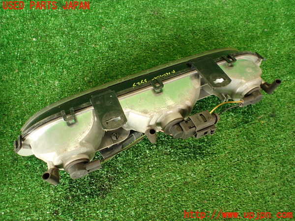 2UPJ-35231559]プジョー・RCZ(T7R5F02)リアフィニッシャー 中古_m0002.jpg