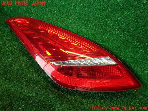 2UPJ-35231536]プジョー・RCZ(T7R5F02)左テールランプ 中古_m0001.jpg