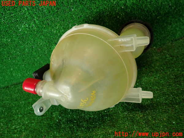2UPJ-35232410]プジョー・RCZ(T7R5F02)ラジエータータンク 中古_m0002.jpg