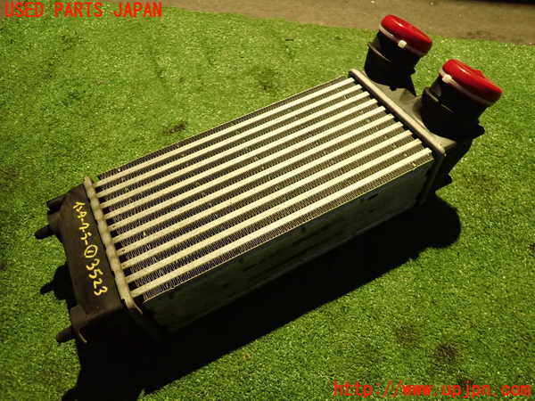 2UPJ-35232451]プジョー・RCZ(T7R5F02)インタークーラー1 中古_m0002.jpg