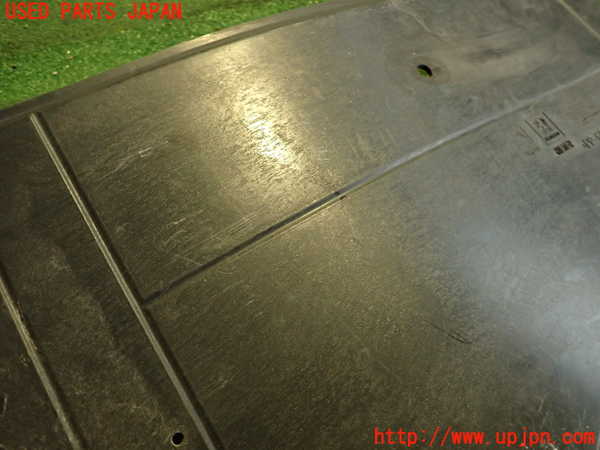 2UPJ-35232170]プジョー・RCZ(T7R5F02)エンジンアンダーカバー 中古_m0002.jpg