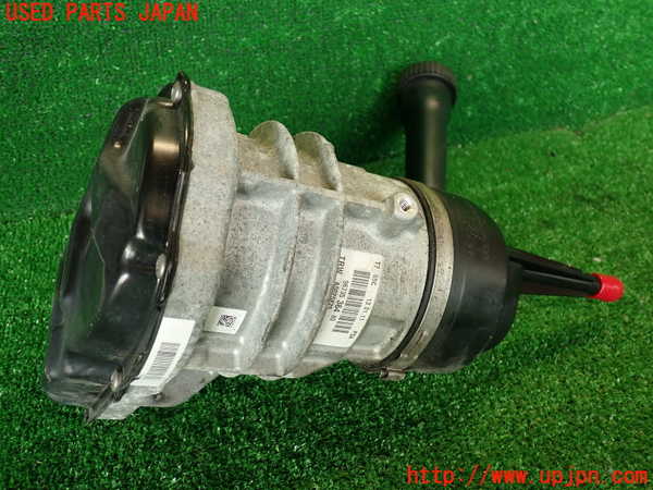 2UPJ-35234250]プジョー・RCZ(T7R5F02)パワステポンプ 中古_m0002.jpg