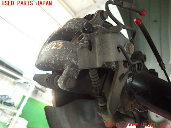 2UPJ-35234095]プジョー・RCZ(T7R5F02)左リアキャリパー 中古_m0002.jpg