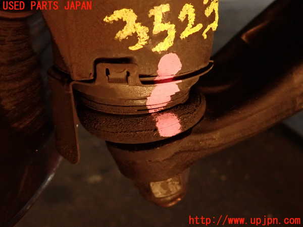 2UPJ-35234295]プジョー・RCZ(T7R5F02)左フロントナックルハブ 中古_m0003.jpg