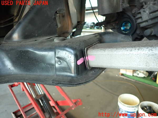 2UPJ-35235285]プジョー・RCZ(T7R5F02)フロントメンバー 中古_m0003.jpg