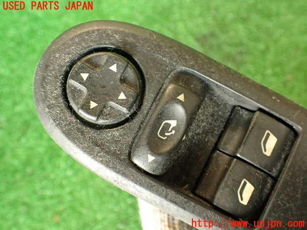 2UPJ-35236240]プジョー・RCZ(T7R5F02)右パワーウィンドウスイッチ 中古_m0002.jpg