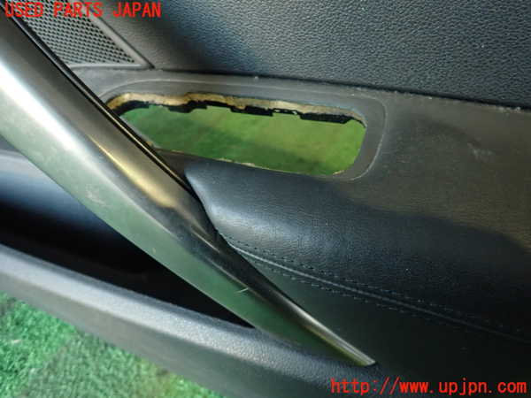 2UPJ-35231234]プジョー・RCZ(T7R5F02)右ドア内張り 中古_m0004.jpg