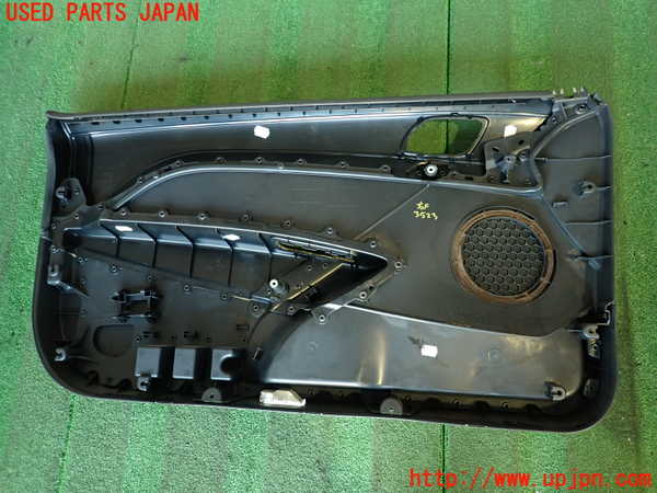 2UPJ-35231234]プジョー・RCZ(T7R5F02)右ドア内張り 中古_m0005.jpg