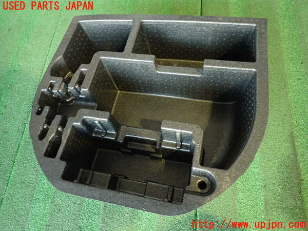 2UPJ-35237772]プジョー・RCZ(T7R5F02)ラゲッジトレイ2  中古_m0001.jpg