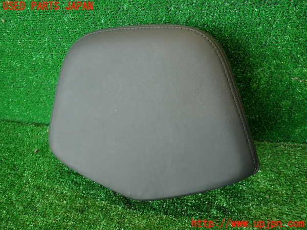 2UPJ-35237180]プジョー・RCZ(T7R5F02)左2列目ヘッドレスト 中古_m0001.jpg