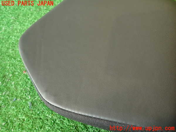 2UPJ-35237180]プジョー・RCZ(T7R5F02)左2列目ヘッドレスト 中古_m0003.jpg