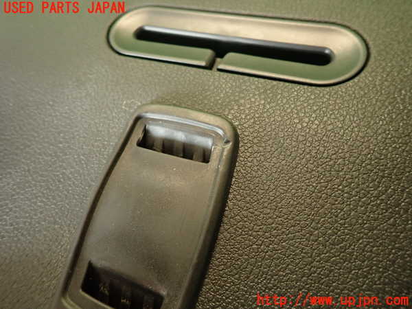 2UPJ-35237692]プジョー・RCZ(T7R5F02)内装トリム類2 中古_m0002.jpg