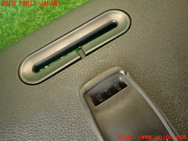 2UPJ-35237692]プジョー・RCZ(T7R5F02)内装トリム類2 中古_m0003.jpg