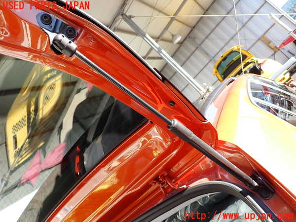 2UPJ-35241584]VW・T-Cross(ティークロス)(C1DKR)リアゲートダンパー 中古_m0001.jpg