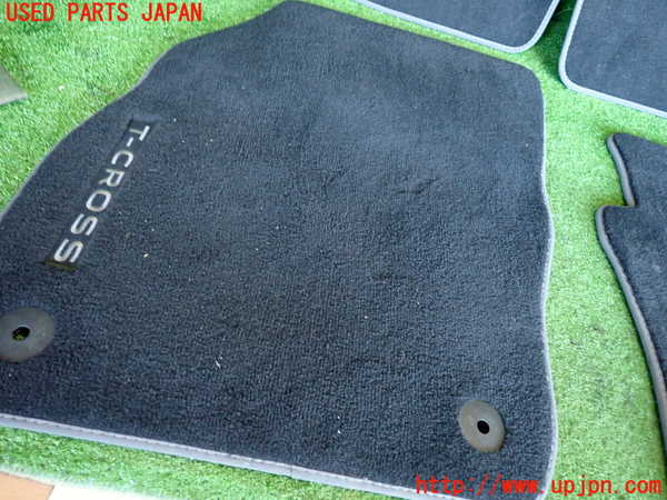 2UPJ-35247800]VW・T-Cross(ティークロス)(C1DKR)フロアマット 中古_m0003.jpg