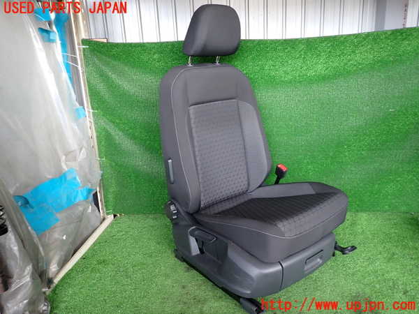 2UPJ-35247035]VW・T-Cross(ティークロス)(C1DKR)運転席シート 中古_m0001.jpg