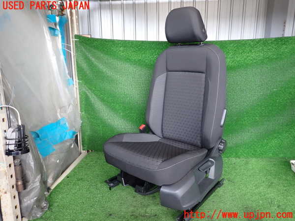2UPJ-35247065]VW・T-Cross(ティークロス)(C1DKR)助手席シート 中古_m0001.jpg