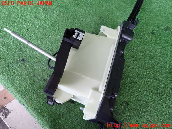 2UPJ-35247555]VW・T-Cross(ティークロス)(C1DKR)ATシフトレバー 中古_m0004.jpg