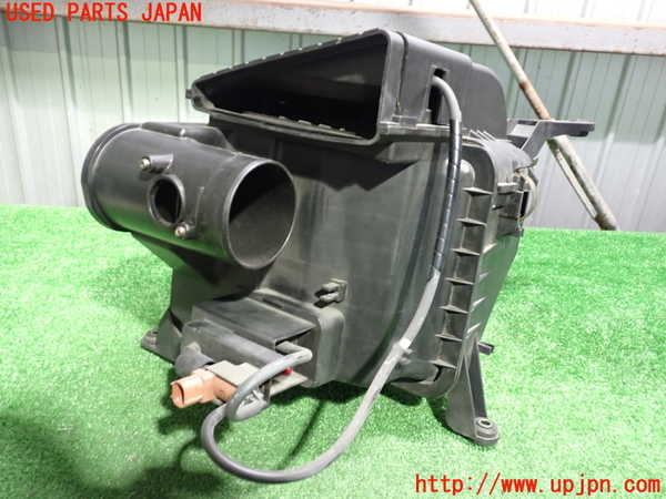 2UPJ-35252560]アルテッツァ(SXE10)エアクリーナーボックス 中古_m0004.jpg
