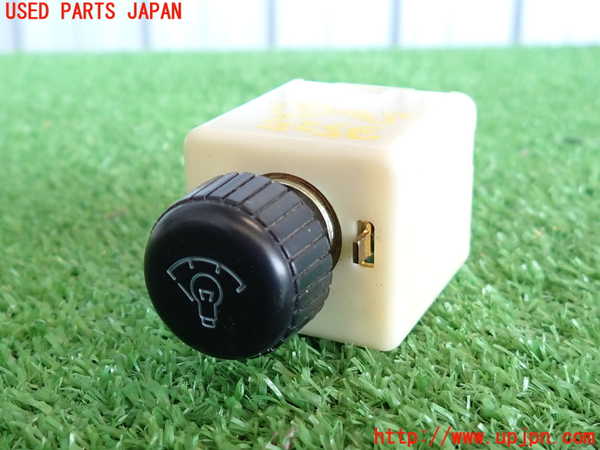 2UPJ-35256307]アルテッツァ(SXE10)スイッチ2 (メーター照度) 中古_m0001.jpg