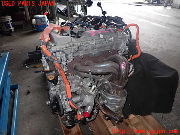 1UPJ-35272010]ハリアー ハイブリッド(AVU65W)エンジン 2AR-FXE 4WD 中古_m0001.jpg