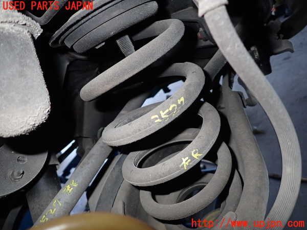 1UPJ-35275105]ハリアー ハイブリッド(AVU65W)左リアスプリング 中古_m0001.jpg