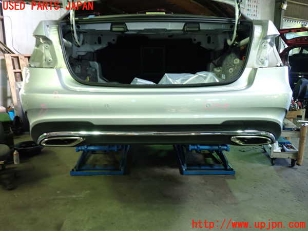 1UPJ-35281610]ベンツ E300(212055C)(212)リアバンパー 中古_m0001.jpg