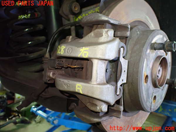 1UPJ-35284090]ベンツ E300(212055C)(212)右リアキャリパー 中古_m0001.jpg