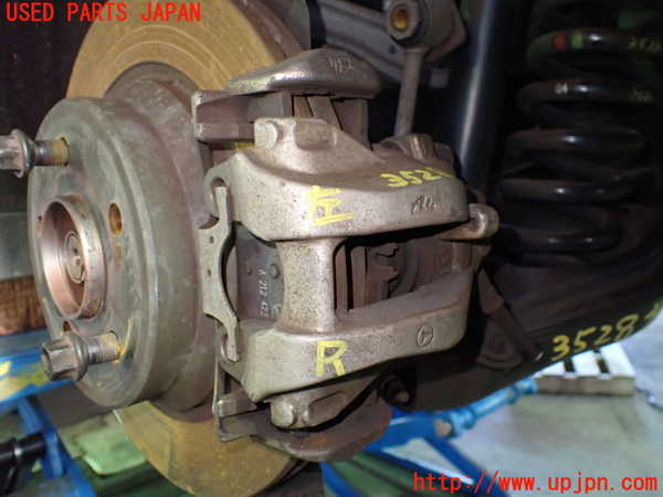 1UPJ-35284095]ベンツ E300(212055C)(212)左リアキャリパー 中古_m0001.jpg