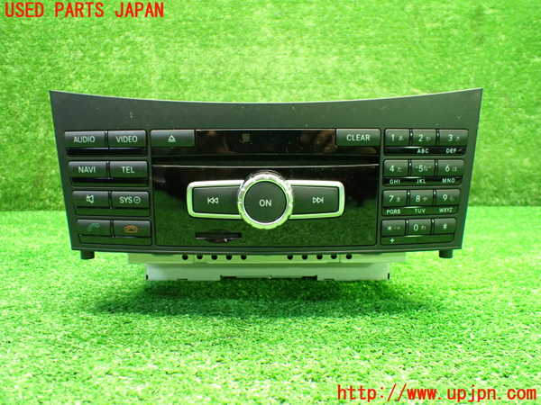 1UPJ-35286589]ベンツ E300(212055C)(212)カーナビゲーション HDD 中古_m0001.jpg