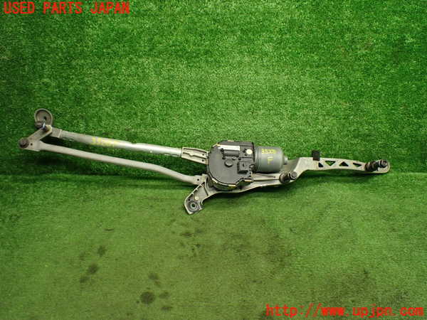 1UPJ-35286770]ベンツ E300(212055C)(212)フロントワイパーモーター 中古_m0001.jpg